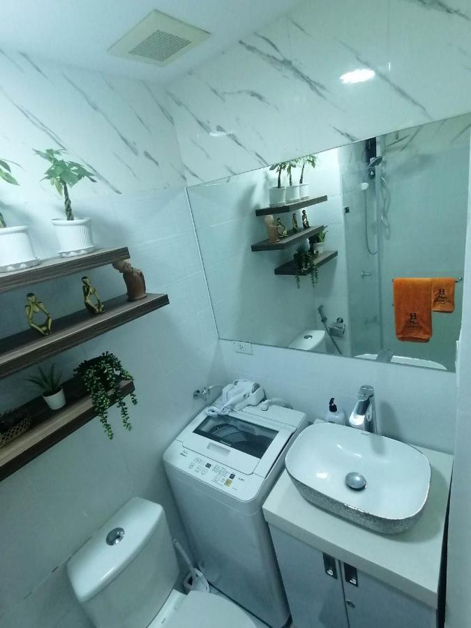 Cozy Studio Unit At Sun Residences Quezon City Bagian luar foto